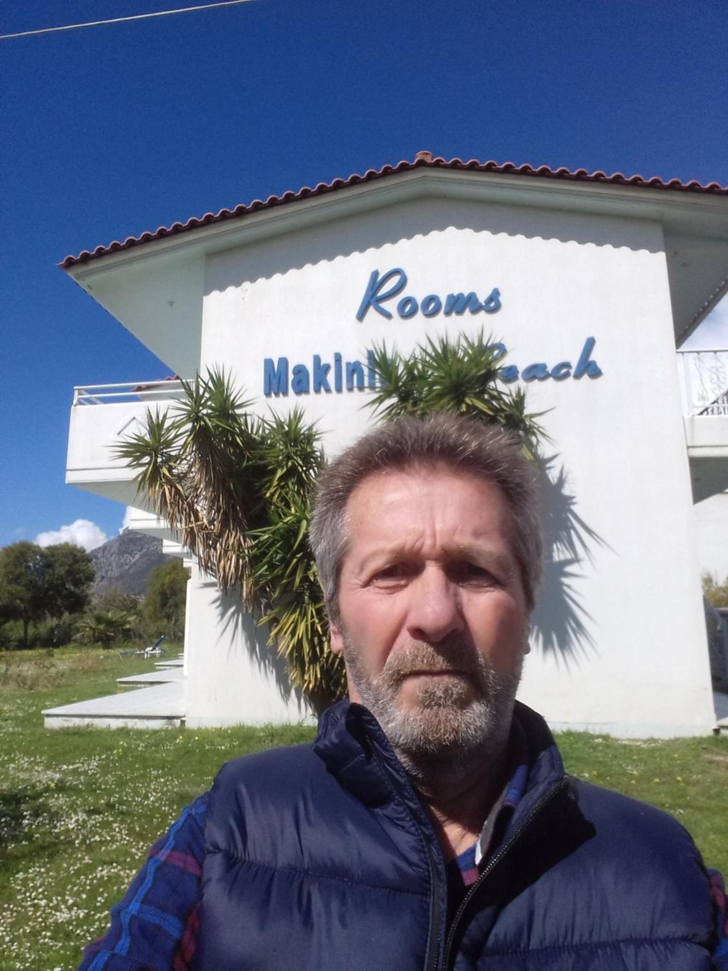 Makinia Beach Nafpaktos Bilik gambar