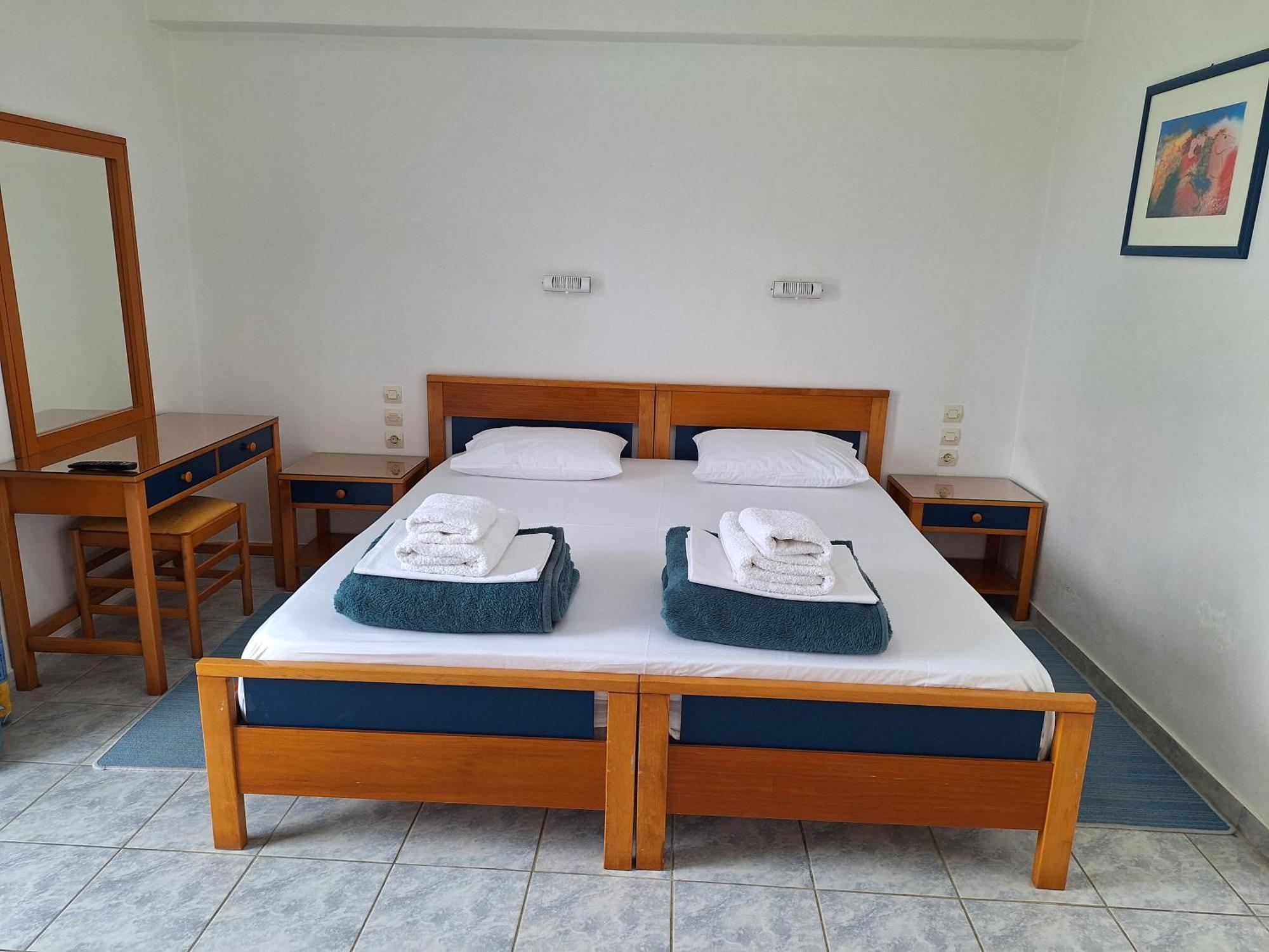 Makinia Beach Nafpaktos Luaran gambar