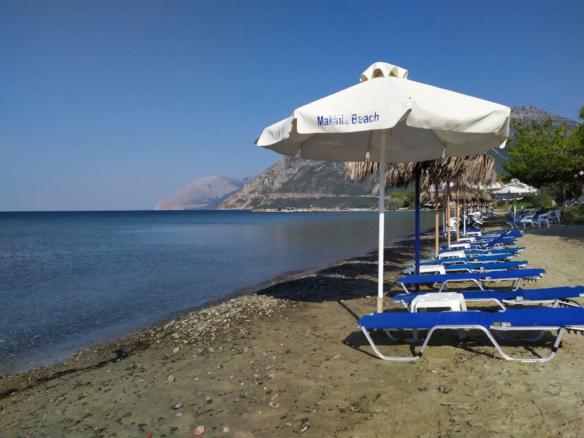 Makinia Beach Nafpaktos Luaran gambar